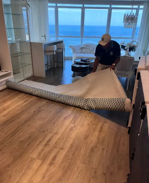 limpeza de cortinas e sofá