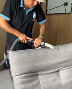 Higienização e Impermeabilização de Estofados